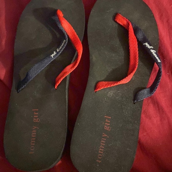 Tommy Hilfiger Shoes - Women -flip flops